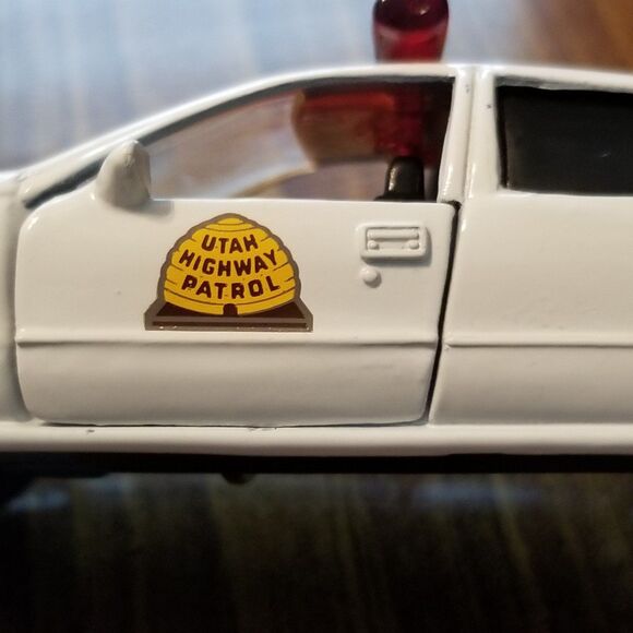Utah Highway Patrol Road Champs die cast police car 1:43 scale - Picture 3 of 10